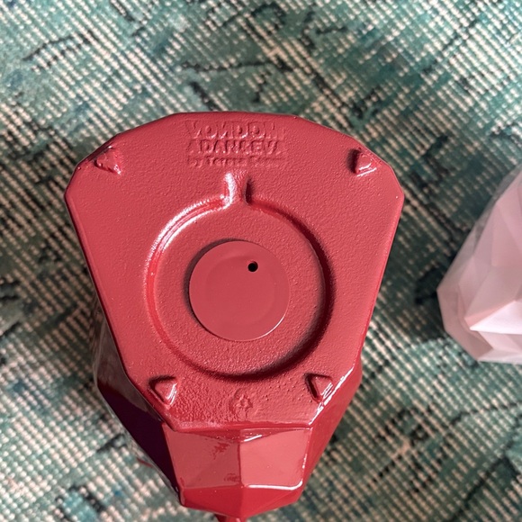 Vondom Geometric Face Planter in Garnet - Picture 5 of 7